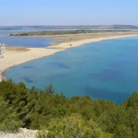 Camping 3 Etoiles - A 15 Min Reserve Sigean Et Des Plages *