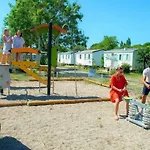Camping 3 Etoiles - A 15 Min Reserve Sigean Et Des Plages Campingplads