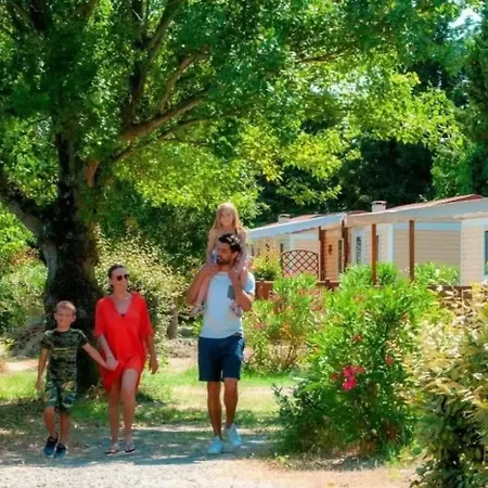 Zecamping 3 Etoiles Cottage Bbq Clim 4 Pers Kemping *